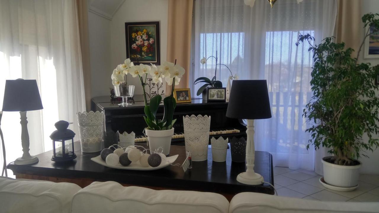 Leander Apartman Balatonlelle Zewnętrze zdjęcie